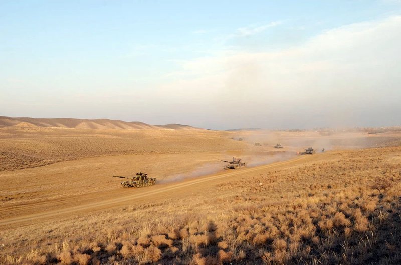 Azerbaijani military holds tactical exercise to boost combat readiness