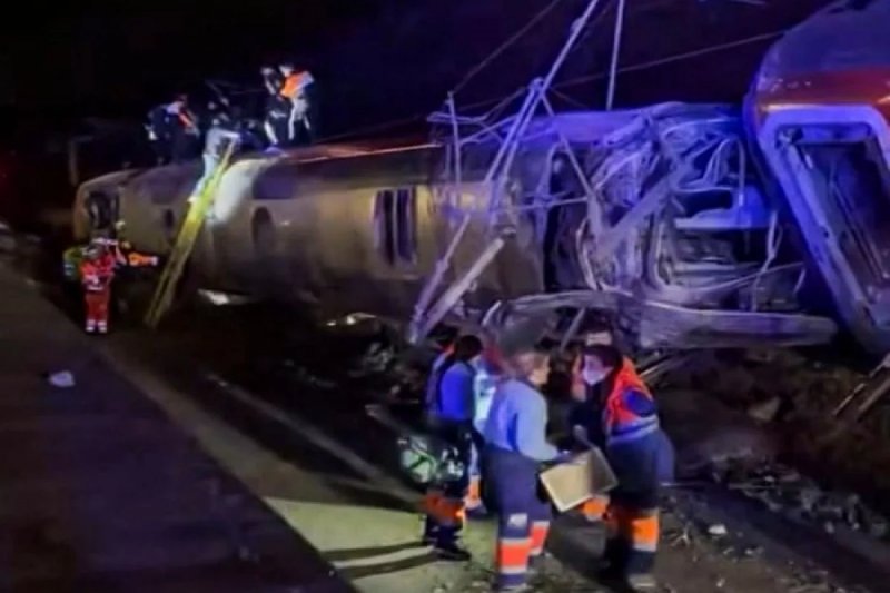 Train collision kills over 20, injures over 70 in Spain: What to know