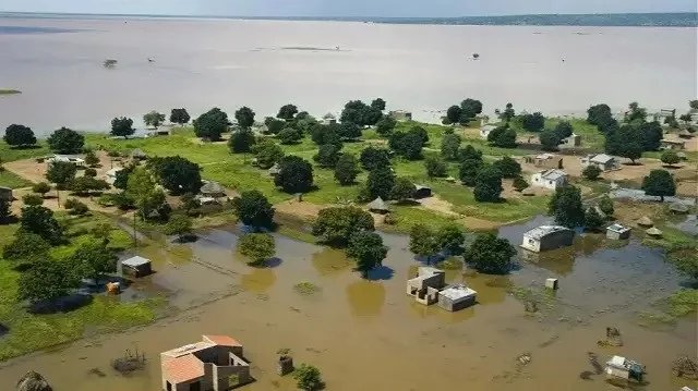 Regional team sent to Mozambique as floods hit 650,000 people