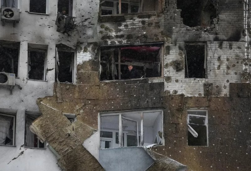 Overnight drone strikes leave casualties and damage in Russia and Ukraine  -VIDEO 