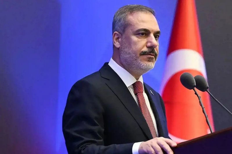 Türkiye's Fidan to focus on diplomacy at Paris Ukraine summit 