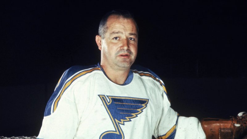 Glenn Hall, NHL Hall of Fame goaltender, dies at 94