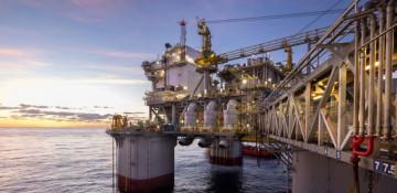 Chevron, US oil stocks jump after Trump's Venezuela comments