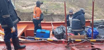 Turkish ship runs aground in Kerch Strait, crew safe 