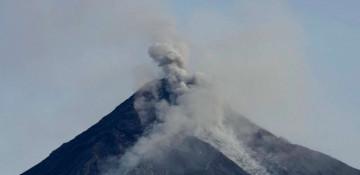 Philippines raises Mayon Volcano alert to Level 3