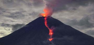 Indonesia’s Mount Semeru shows continued volcanic activity