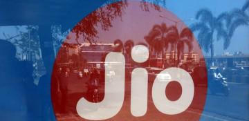 Reliance Jio weighs $4B IPO with 2.5% public float in 2026 