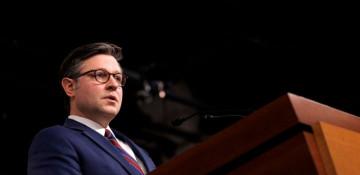 Farage warns Trump Greenland threat risks rift 