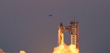 SpaceX considers June 2026 IPO at $1.5 trillion value 