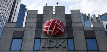 Indonesia halts trading after stock index plunges 8%