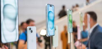 Apple set for strongest iPhone sales growth in four years