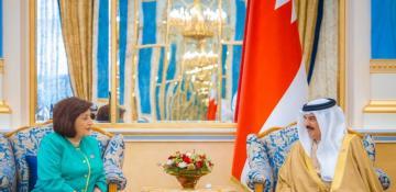 Azerbaijani Parl't Speaker meets Bahrain’s King 