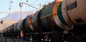 Azerbaijan ships 48 oil wagons to Armenia 
