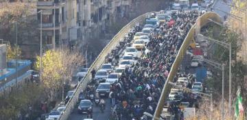 Death toll hits 10 amid widespread Iran protests 