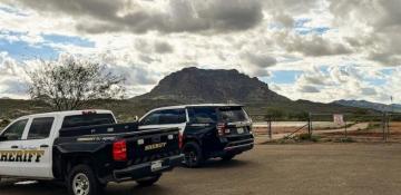 Helicopter crashes near Arizona canyon