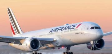 Two European airlines suspend Middle East flights