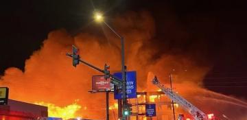 Over 100 firefighters battle major Denver fire