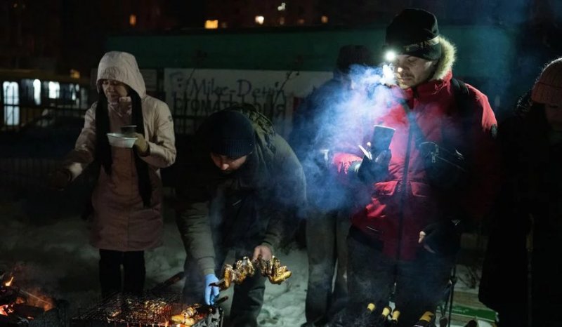 Russia’s winter attacks threaten Kyiv residents’ lives