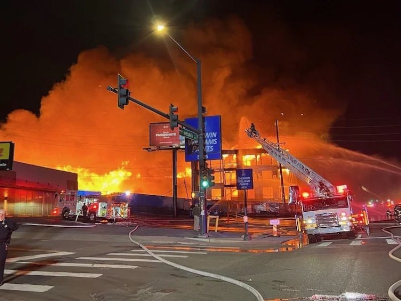 Over 100 firefighters battle major Denver fire