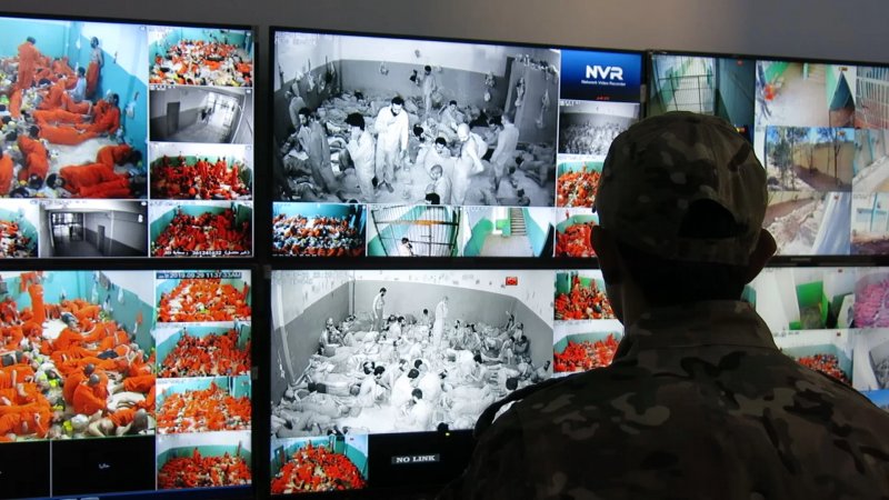 Iraq receives 5,000 ISIS prisoners from Syria for questioning