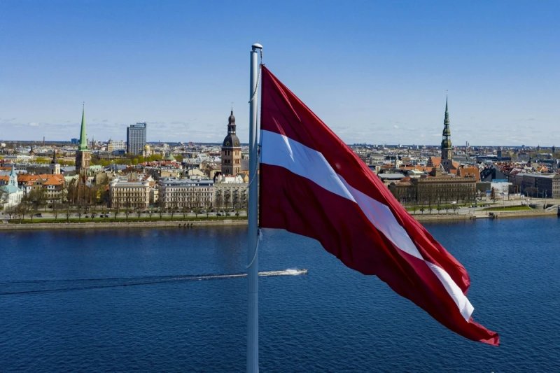 Latvia pushes EU to ban maritime services for Russian ships 