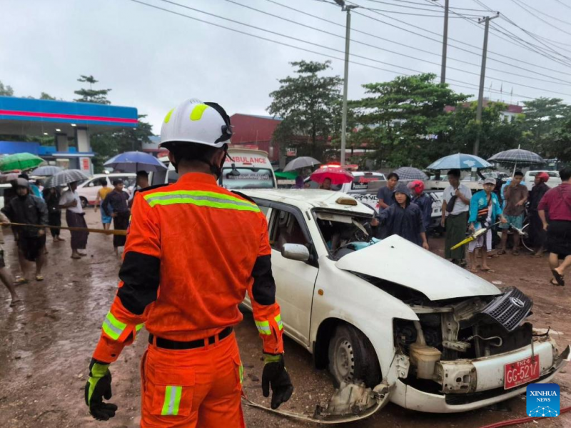Myanmar crash kills 4, injures 26 in Yangon 