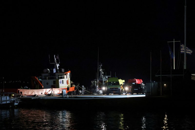 At least 14 dead after migrant boat collides with Greek coastguard vessel