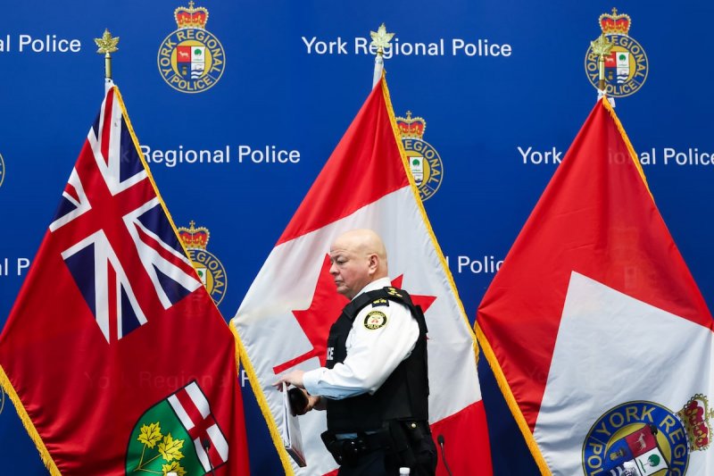 Seven Toronto police officers taken into custody in corruption case