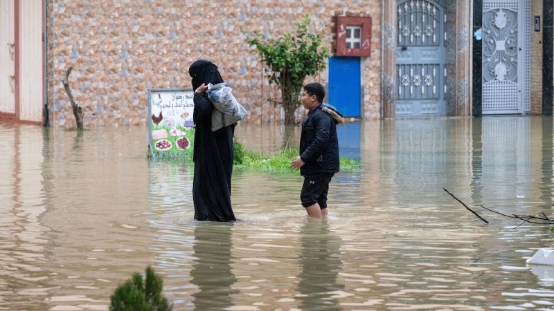 Heavy rains trigger mass evacuations in northern Morocco