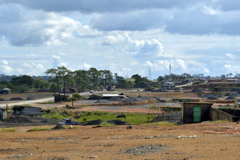 India coal mine blast kills at least 18 dead