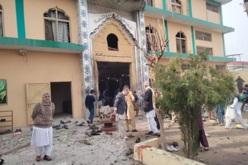 At least 15 killed in mosque blast in Pakistan’s Islamabad