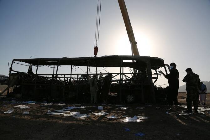 12 killed in minibus accident in northeastern Afghanistan