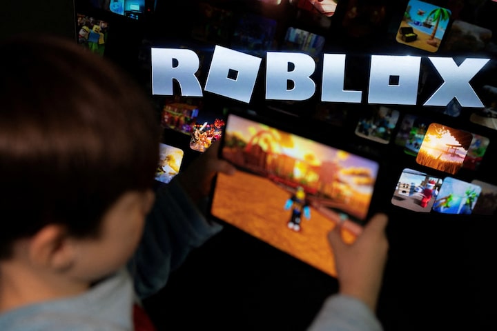 Australia raises grooming concerns in Roblox safety probe 