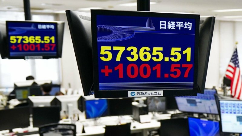 Nikkei index extends record run after LDP election win