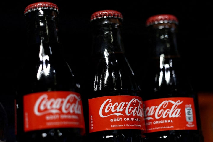 Coca-Cola HBC forecasts profit growth on drink demand 