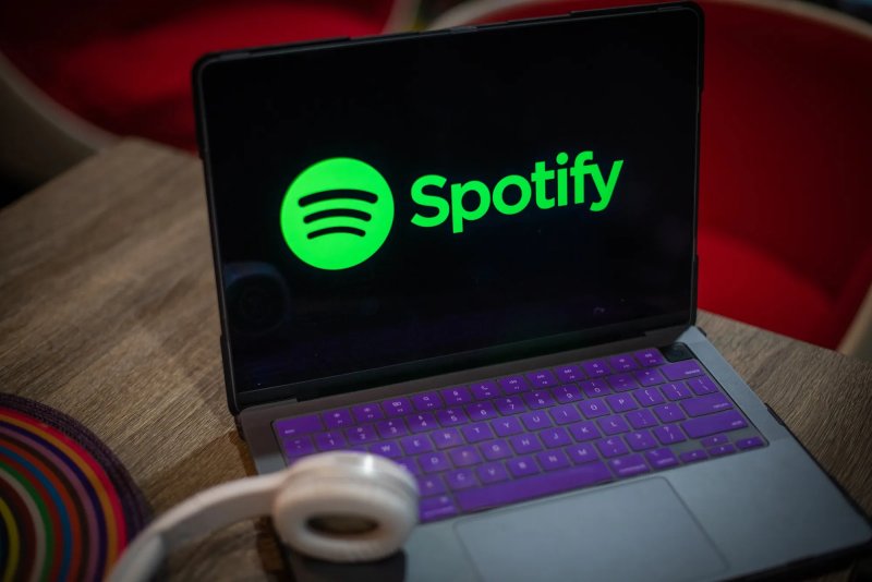 Spotify hits 751 million users after record Q4 growth