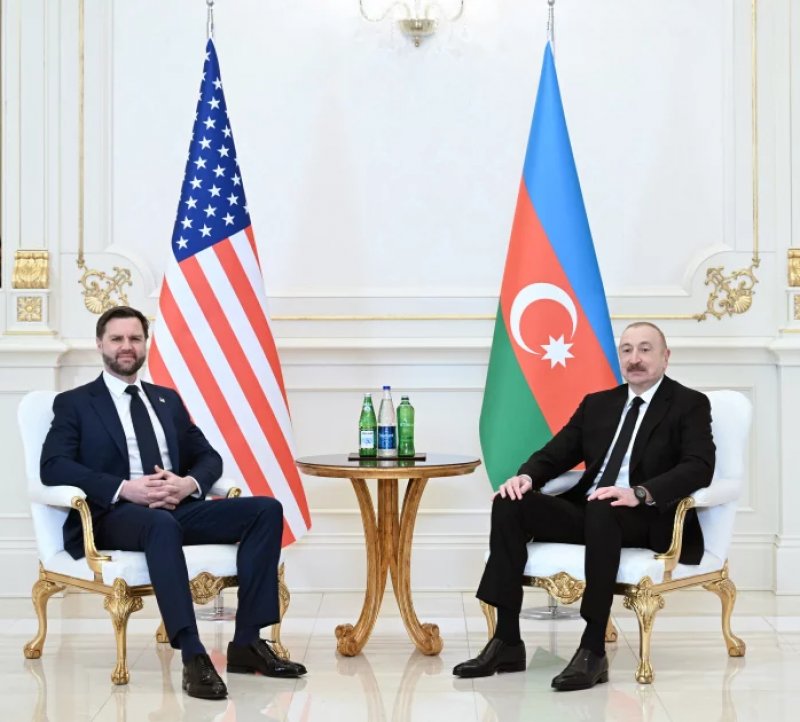 President Aliyev meets U.S. Vice President in limited-format talks 