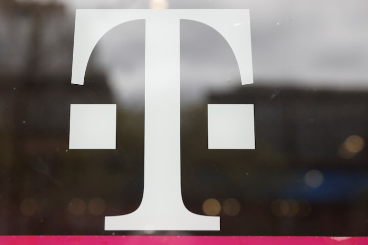 T-Mobile adds fewer subscribers amid fierce competition 