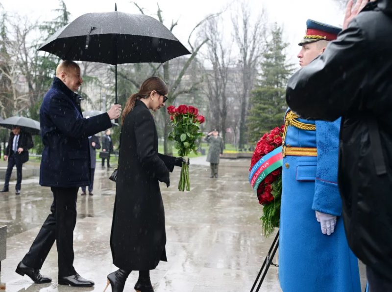 News about -  President Aliyev visits monuments to Azerbaijan's National Leader Heydar Aliyev, prominent Serbian writer in Belgrade  -PHOTO -VIDEO  