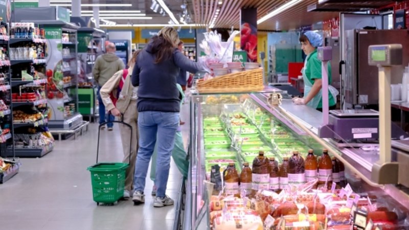 Food prices drop sharply for several products in Russia