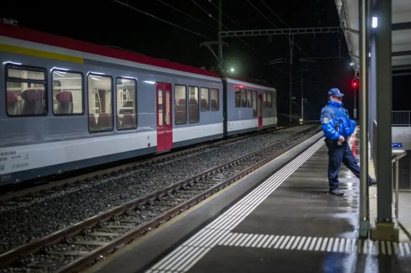 Train derails in southwestern Switzerland, injuries feared