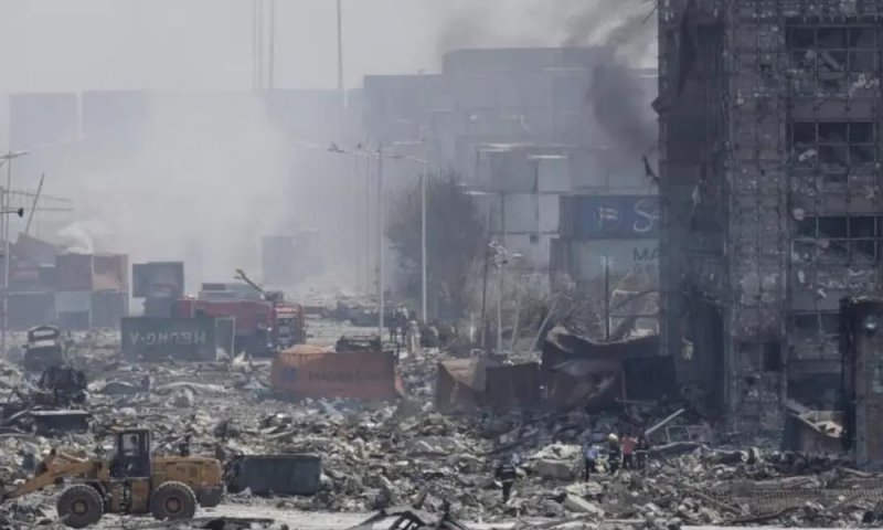 At least 8 dead in massive fireworks store blast in China