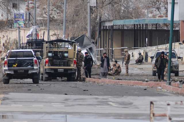 12 killed in deadly Pakistan militant attack  -VIDEO 