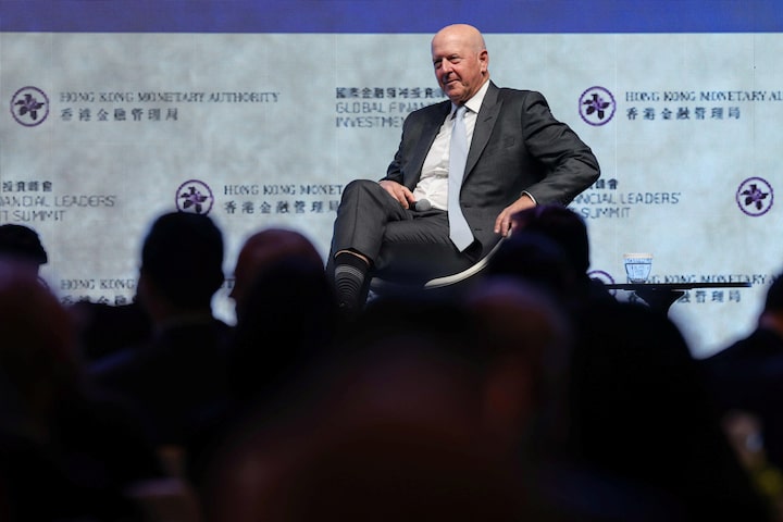 Wall Street chiefs join Trump family crypto forum