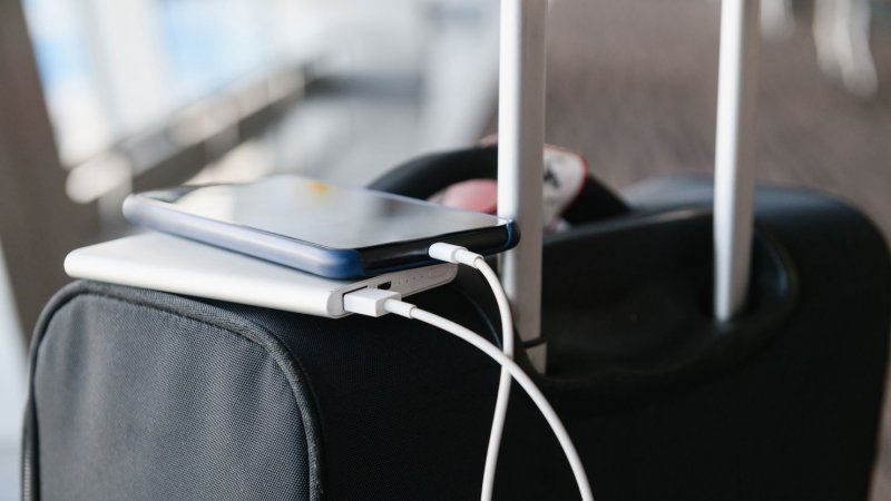 Japan set to ban in-flight use of power banks in April