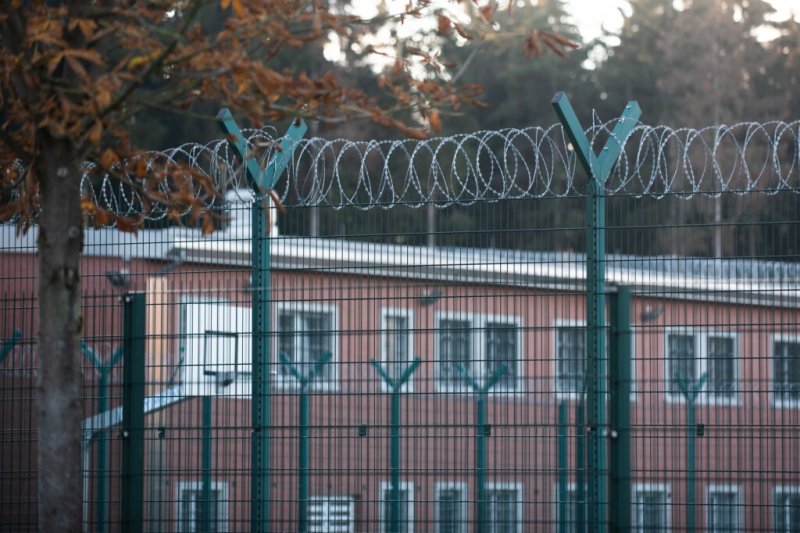 Greece teams up with four countries on deportation hubs