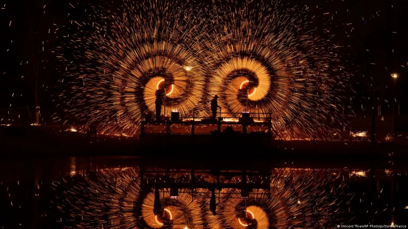 China to tighten safety oversight of fireworks 