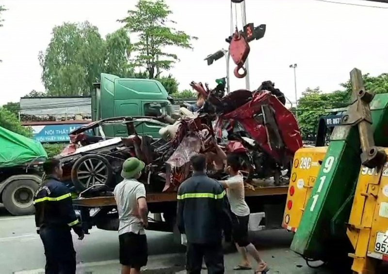 3 killed in traffic collision in central Vietnam 