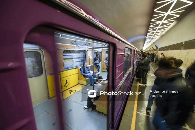 Baku metro train evacuated after smoke incident