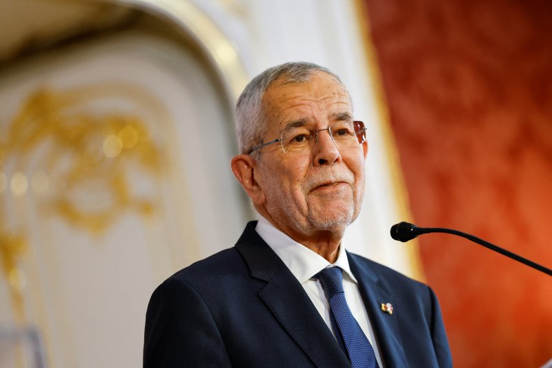 Austrian President criticized for prioritizing Ramadan over Lent 